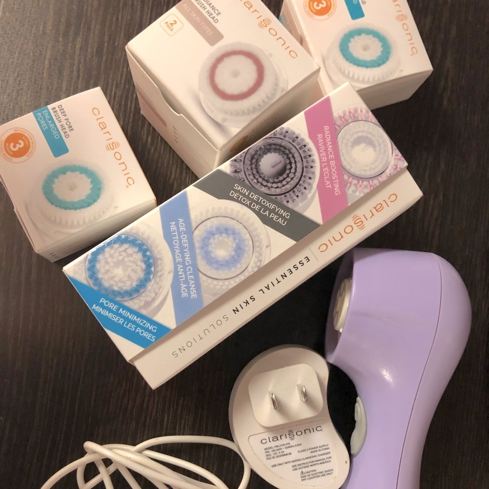 Clarisonic Mia device
